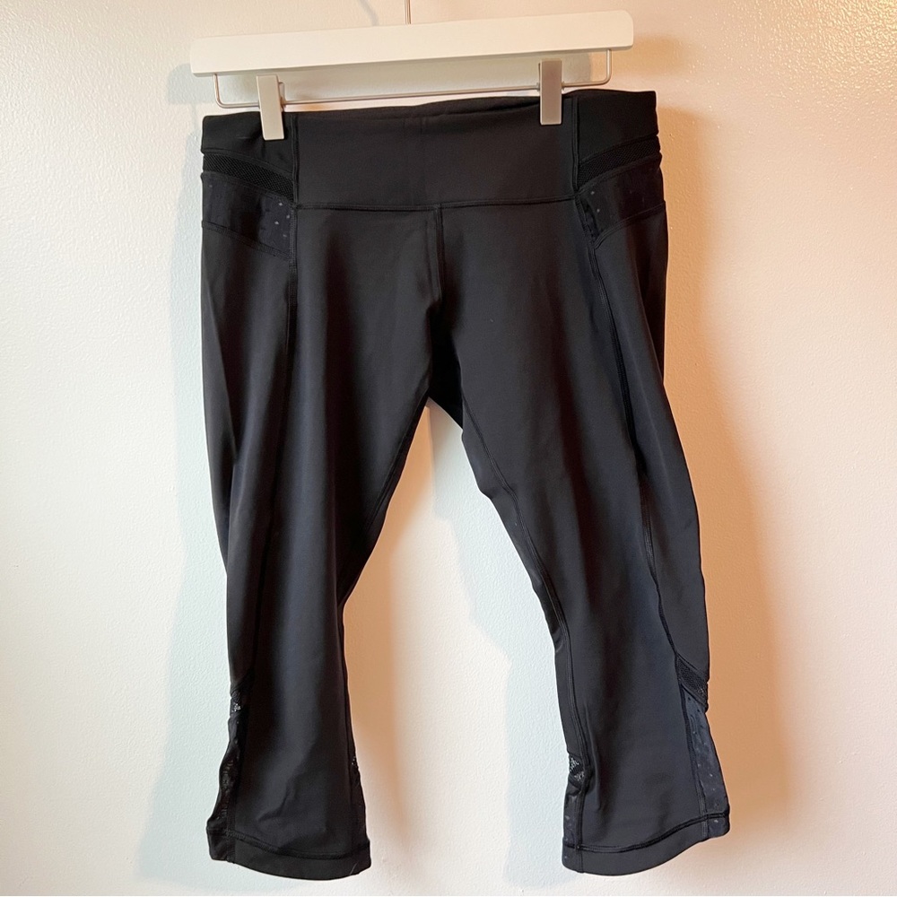 Lululemon Just Breathe Leggings Crop Black Mesh Dot Size 8